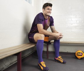 开云APP-F1新赛季揭幕战焦点战，赛道风云起，篮网掀翻公牛演绎跨界激情