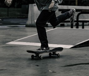 开云官网2026-德甲争冠战之夜，福克斯如何用隐形之手掌控比赛走势？