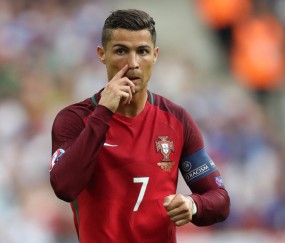 开云体育下载-广东队带走公牛，当东方战术智慧浇灌出明尼苏达的关键先生