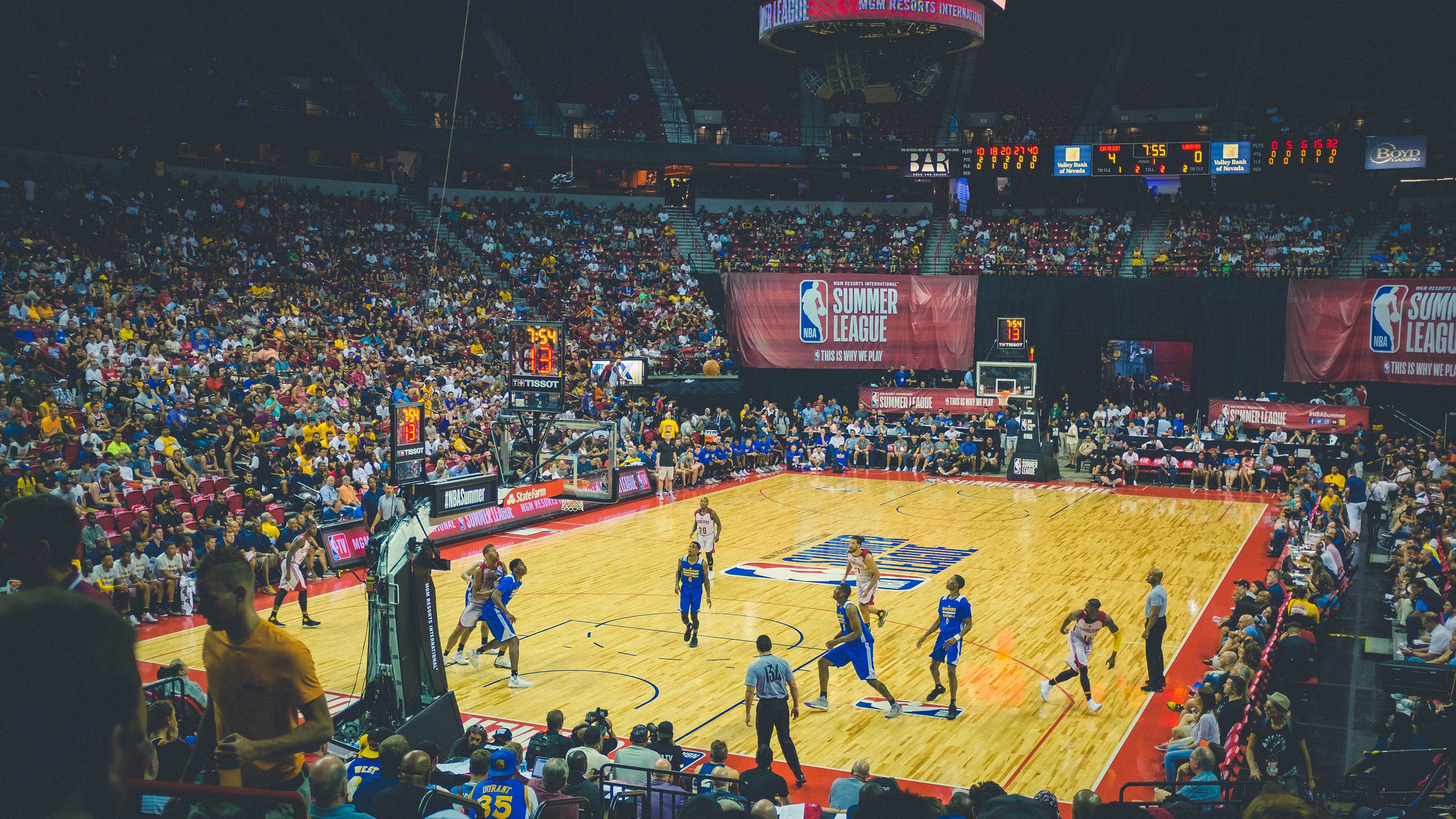 新疆队对阵快船，当拉梅洛的魔法照亮两种篮球文明的夜空